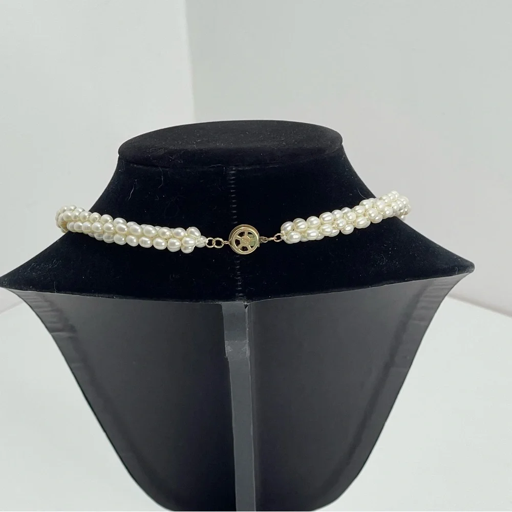 Vtg Twisted 18” Pearl style necklace - Picture 5 of 8
